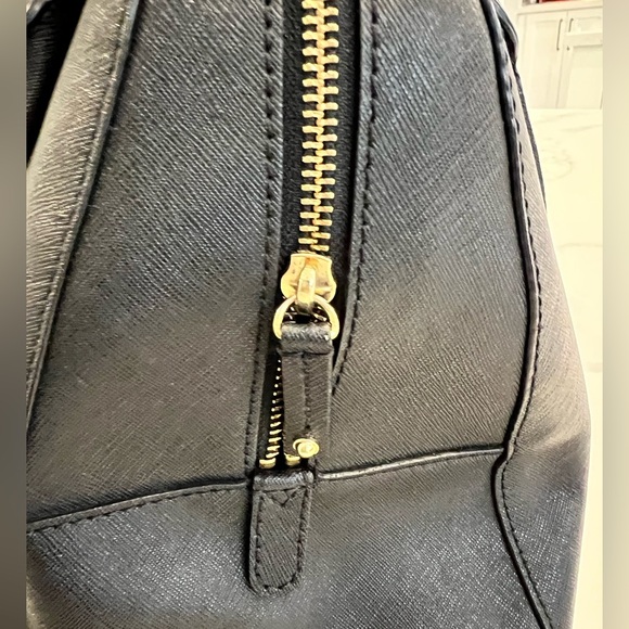 Michael Kors handbag - Picture 4 of 9